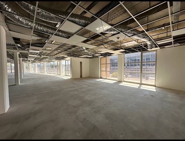 484.50M² OFFICE TO LET IN ECO PARK ESTATE